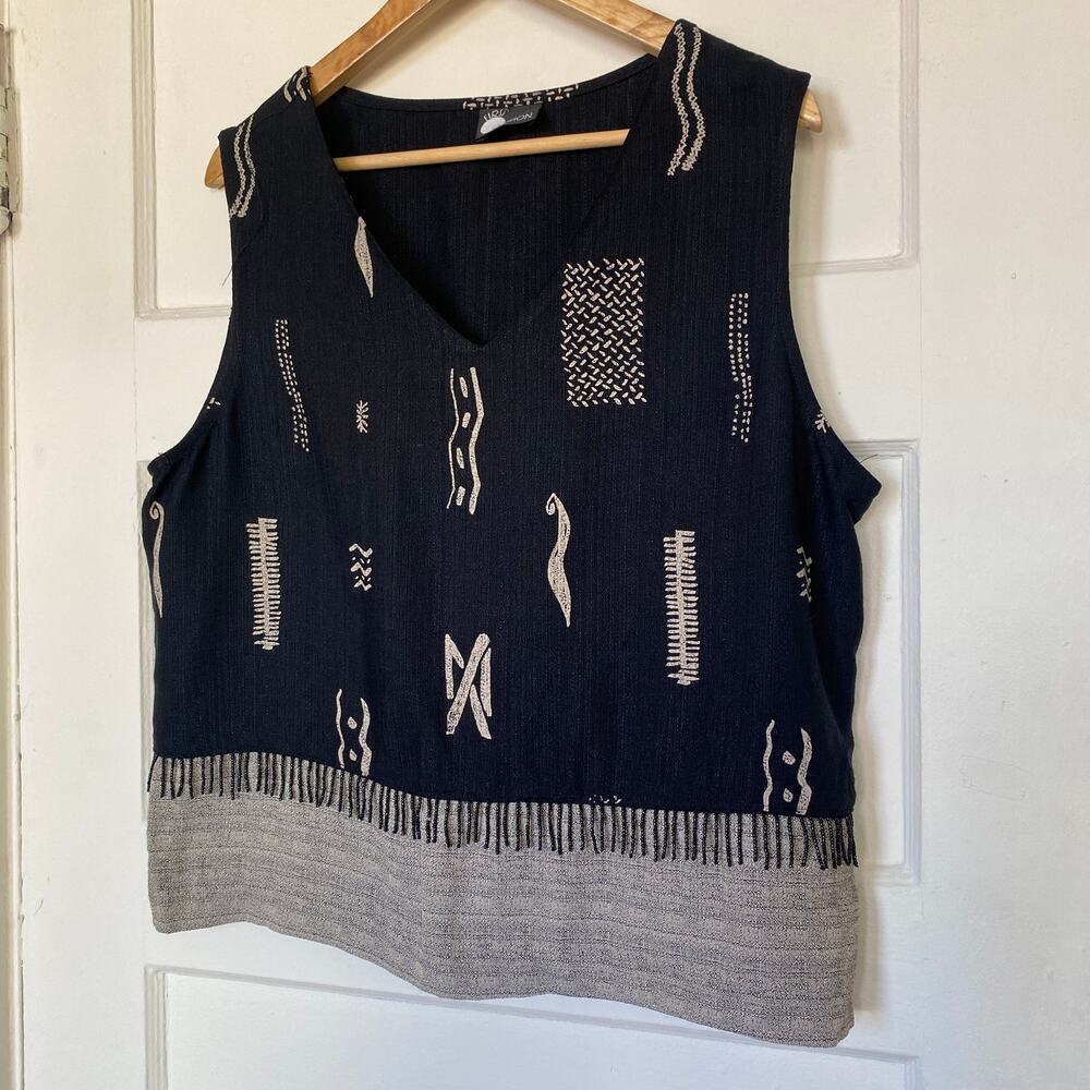 Vintage Black Tan Graphic Design Beaded Tank Top Beach Summer City